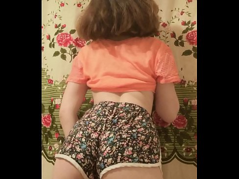 ❤️ Sexy jonk Babe deet hir Shorts op der Kamera of Fucking Video op Porno lb.passionateembracespotlight.ru ❌️❤